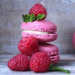 Raspberry French Macaroons 300x300