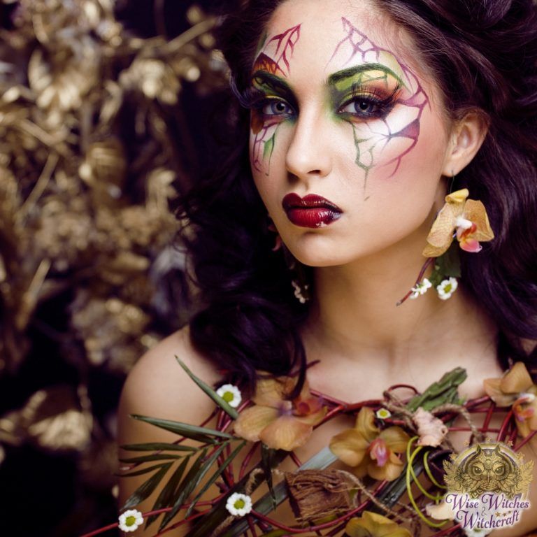 Goddess Gardens A to Z: Cerridwen - A Potion Garden - Wise Witches and