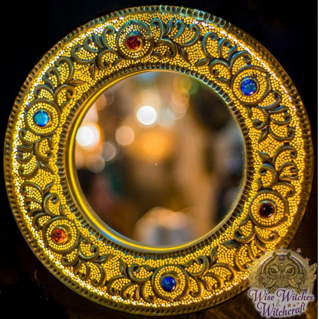 witchery magic mirror